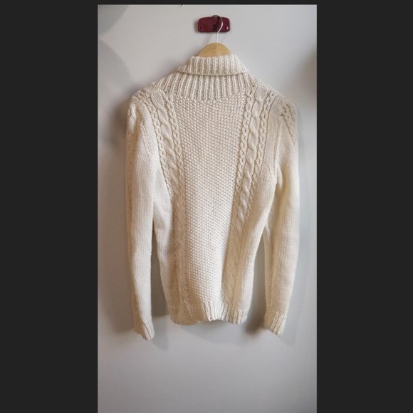 Cream Vintage Knit Sweater - Picture 2 of 8